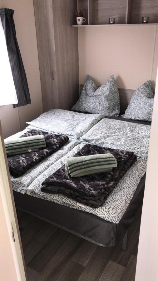 Luxe Chalet Op Camping Duindoorn, Ijmuiden Aan Zee, In De Buurt Van F1 Circuit Zandvoort En Bloemendaal Op Loopafstand Strand Екстериор снимка